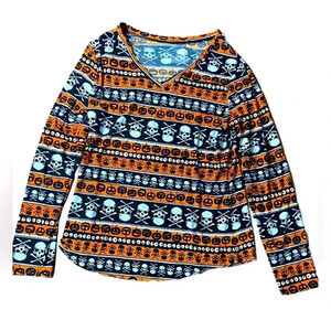 No Boundaries NOBO Long Sleeve Halloween SKULL CROSSBONES  Top